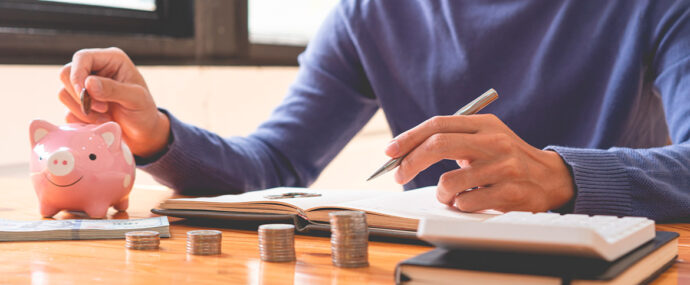 CD Rates vs. Savings Accounts: Which Is Right for You?